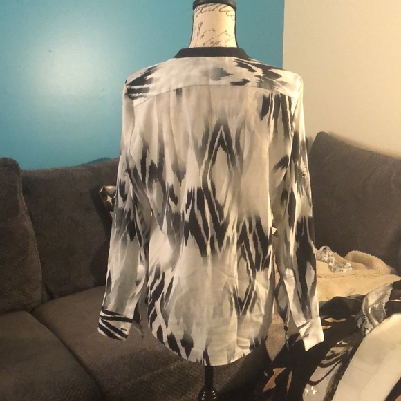 LAST CHANCE 💄 Calvin Klein Long Sleeve Blouse, size large - Picture 5 of 7